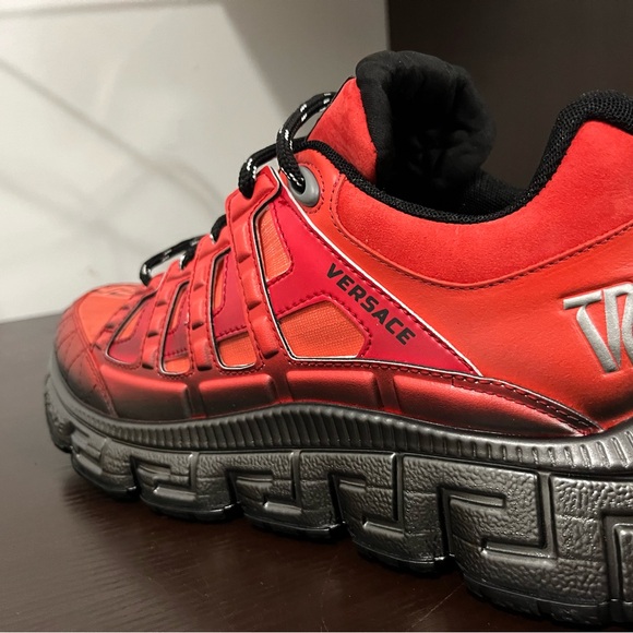 VERSACE TRIGRECA LOW -TOP SNEAKERS - Picture 4 of 10